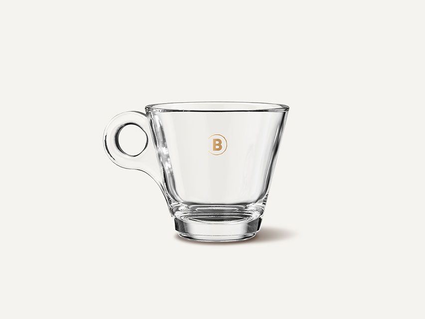 Ein leeres CoffeeB Espresso-Glas.